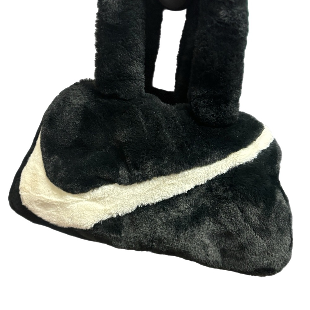 Luxurious Faux Fur Handbag